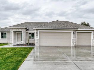 601 Lizzy Ln, Grandview, WA 98930