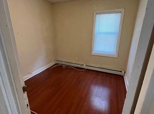 211 Carpenter St #1, Providence, RI 02903