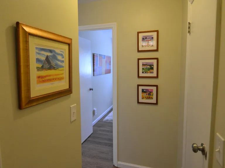 4815 Reading Rd #2 — Photo 10