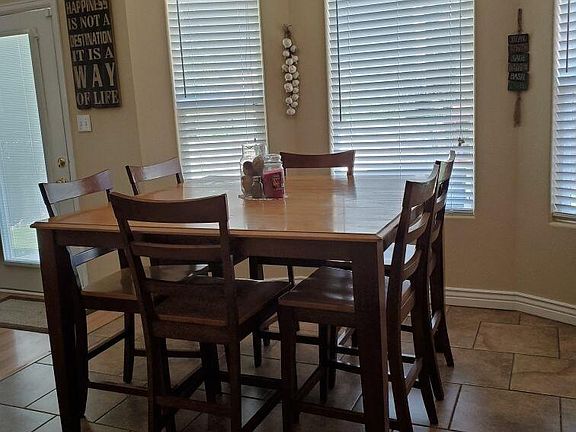 4th image of 11 White Dove Ct