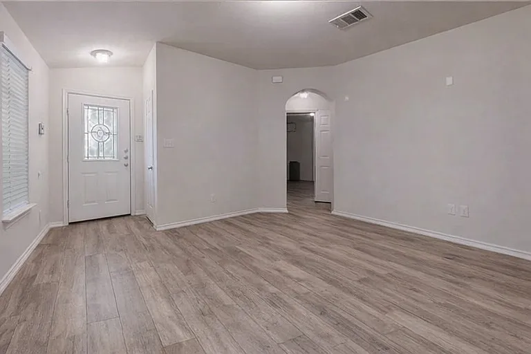 4604 Lookout Mountain Ln — Photo 11