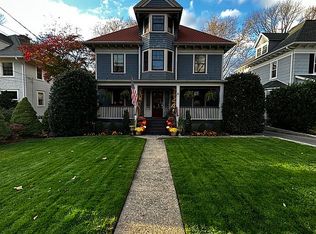 197 Roseland Ave, Essex Fells, NJ 07021