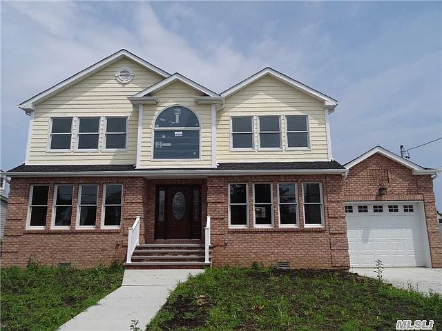 1st image of 81 Forest Ave