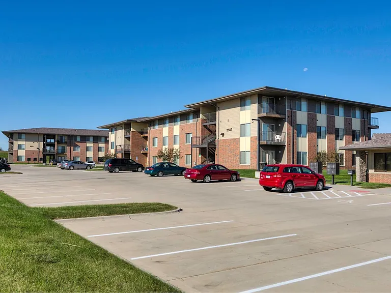 2601 Cedar St #202 — Photo 8