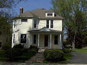 1st image of 318 Spink St