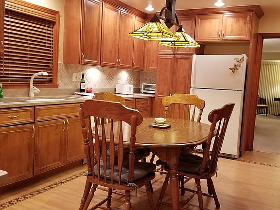 Huge Eat-In Kitchen!