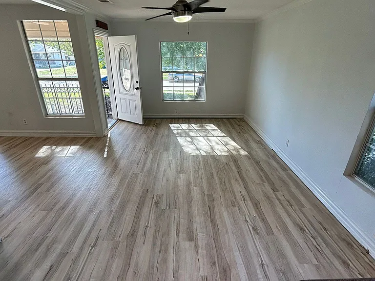 1531 Maple Dr — Photo 7
