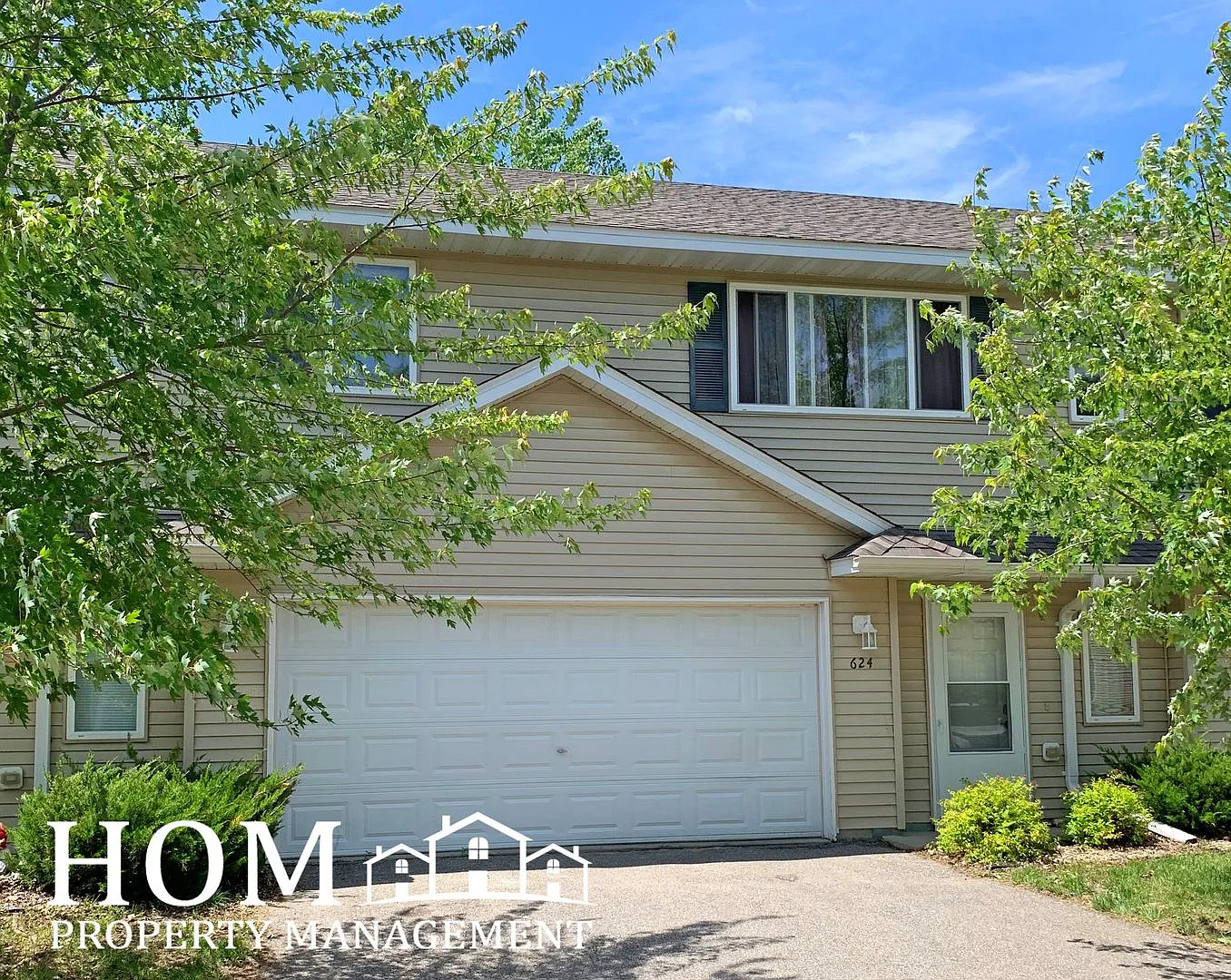 3 Bedroom/2 Bathroom Townhome Available November — Photo 1
