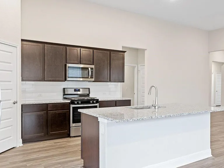 17717 Gilberto Dr — Photo 7