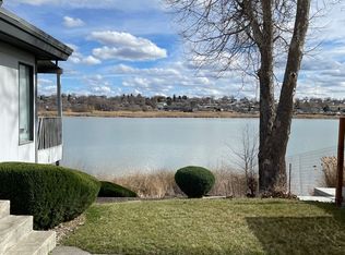 1047 W Lakeside Dr, Moses Lake, WA 98837