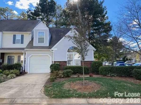8263 Southgate Commons Dr, Charlotte, NC 28277