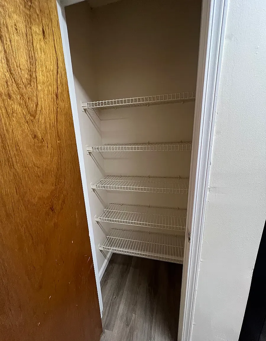 1 bed, 725 sqft, $1,045 — Photo 4