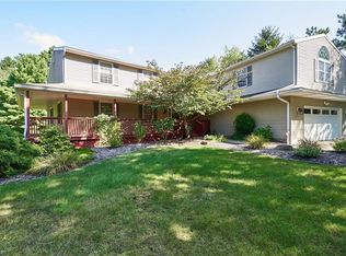 2273 Smith Rd, Akron, OH 44333