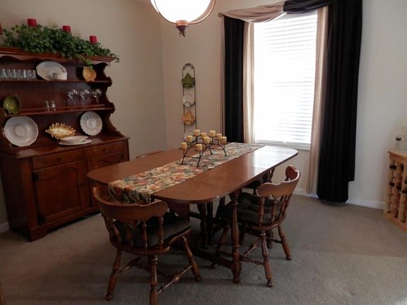 3rd image of 4101 Montserrat Ln