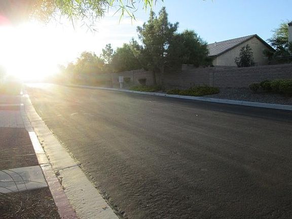 5th image of 8113 Orchard Glen Ave