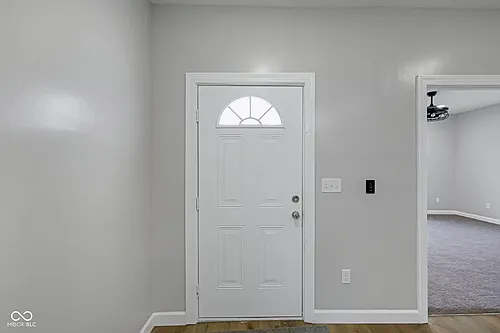 2209 Noble St Photo 1