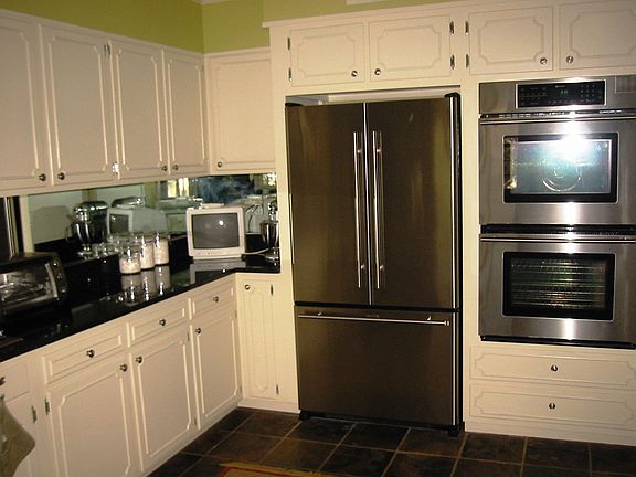 Gourmet Jenn-Aire french door fridge and double wall oven w/convection!