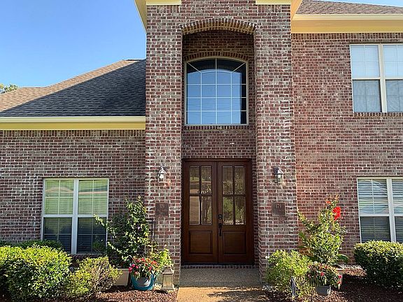 3rd image of 179 Inez Owens Dr