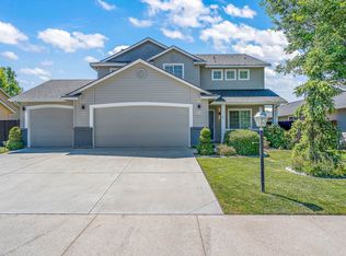 927 N Wolfsburg Ave, Meridian, ID 83642