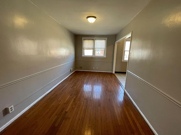 4th image of 6902 Eastwood St