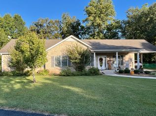 50 Lake Court Dr, Lynchburg, TN 37352