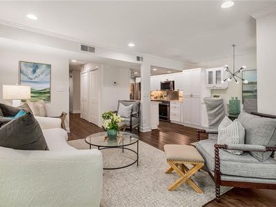 49 Ivy Rdg NE, Atlanta, GA, 30342