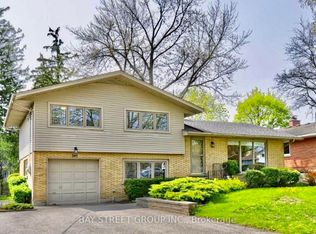 245 Forest Hill Dr, Kitchener, ON N2M 4G7