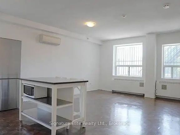 2nd image of 529 Danforth Ave #2A