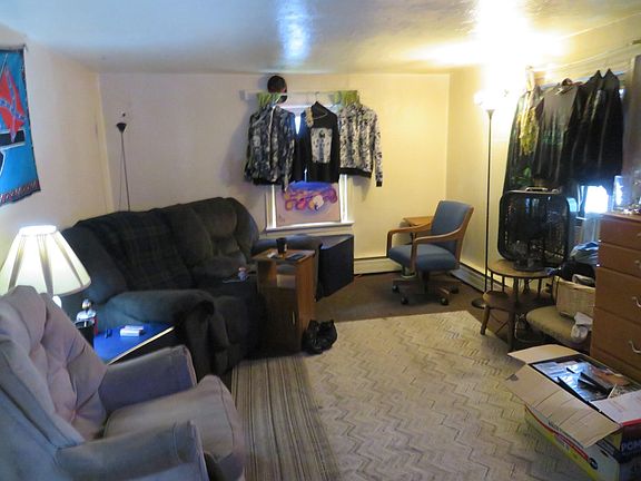 4th image of 221 N Prospect St