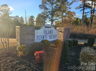 2076 Island View Ln NE, Connelly Springs, NC 28612