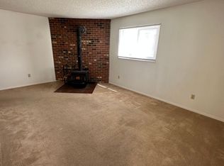 404 Hacker Ct APT 4, Cheyenne, WY 82009