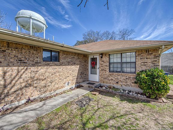 2nd image of 1336 Summerwood Dr