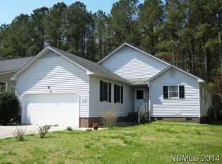330 Lakemere Dr, New Bern, NC 28562