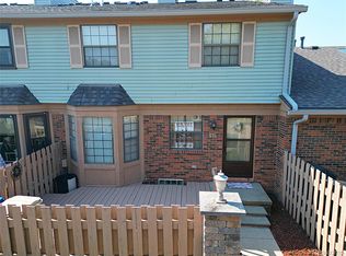 2131 Vine Way Dr APT 97, Canton, MI 48188