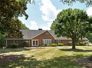 112 Rotunda Cir, Bermuda Run, NC 27006
