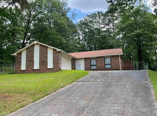 6540 Bellburn Rd S, Atlanta, GA 30349