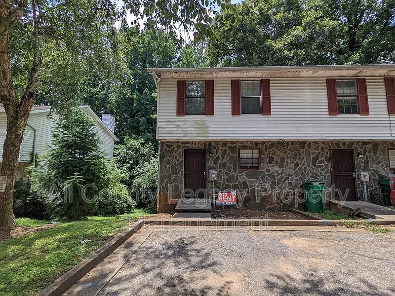 1st image of 907 S Indian Creek Dr