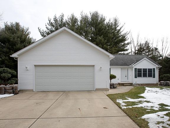 56085 woodridge dr-102