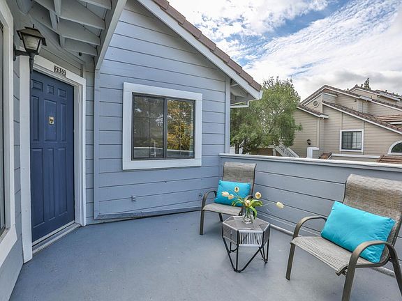 3rd image of 2853 Buena Crest Ct