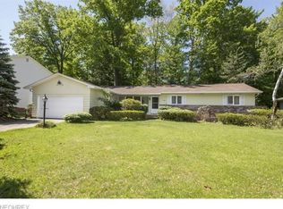 7826 Valley Villas Dr, Parma, OH 44130