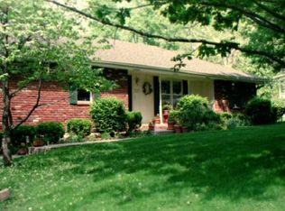 300 NW 59th St, Kansas City, MO 64118