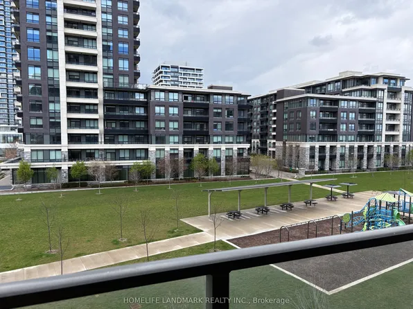 18 Uptown Dr, Markham, ON
