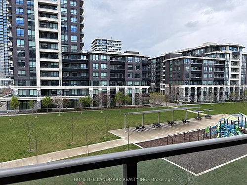 18 Uptown Dr Photo 1