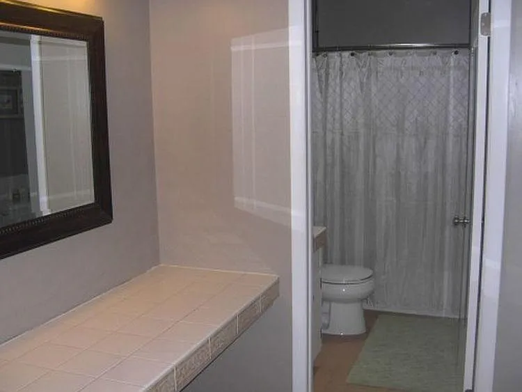 824 W Aaron Dr — Photo 30