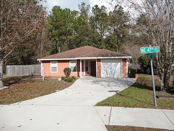 2nd image of 1648 NE 47th Pl