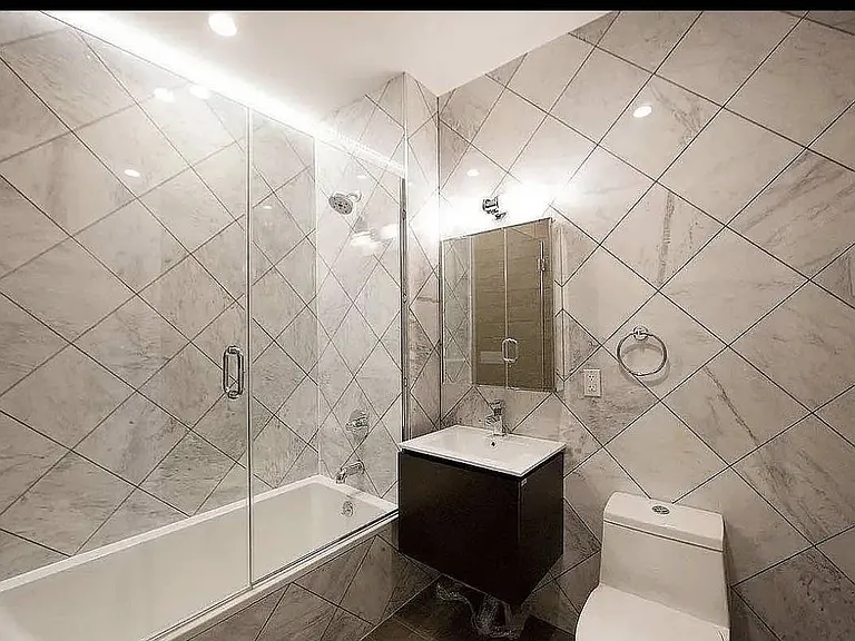 613 Woodward Ave #1A — Photo 6