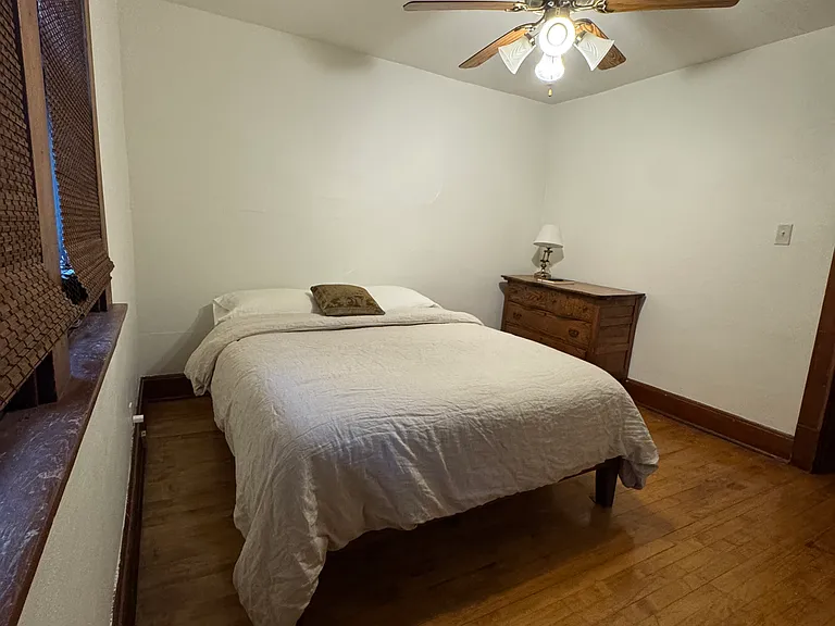 2225 N Hi Mount Blvd — Photo 5