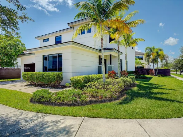 13624 SW 161st Ct, Miami, FL 33196