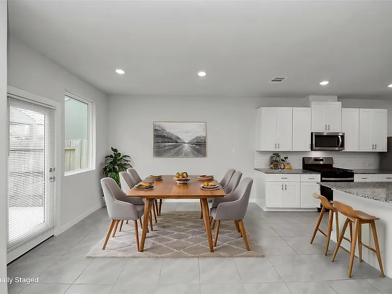 3830 Glossy Lake Dr — Photo 12