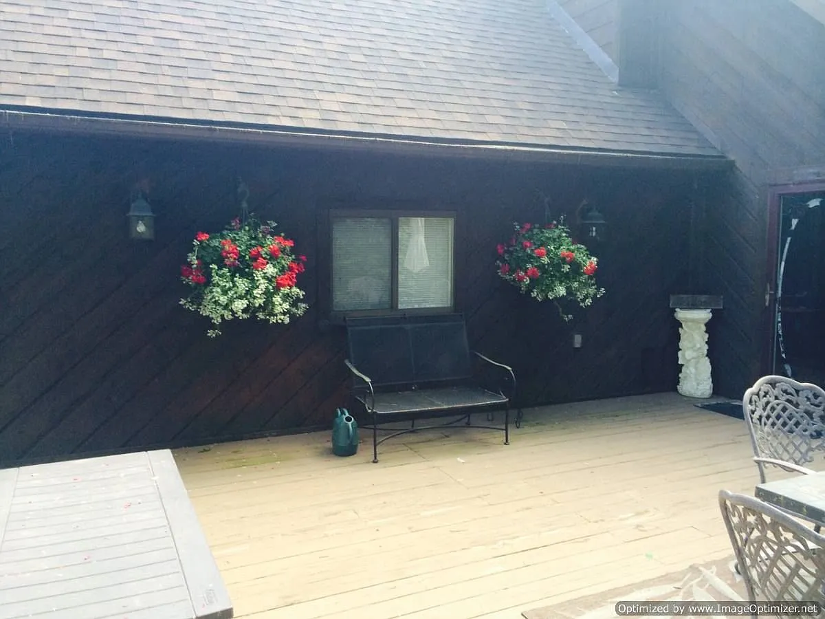 205 Windsong Pl photo 1